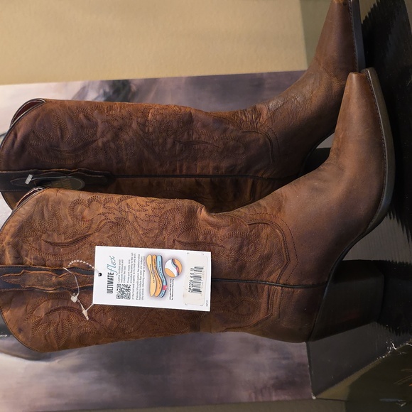 NWT Dan Post Rustic Brown Dirty Bull 13 Snip Western Boots - Picture 3 of 6
